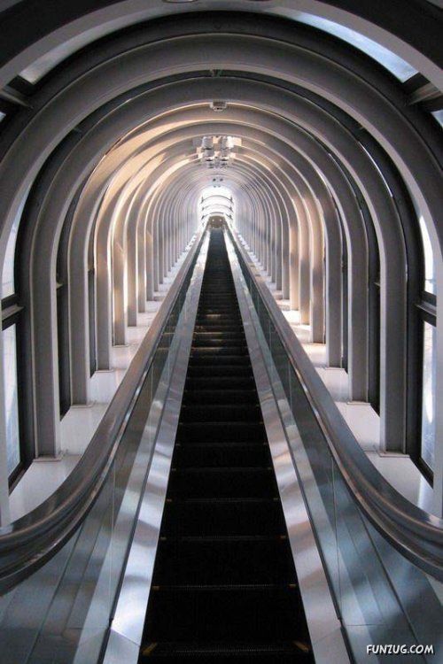 Worlds Highest 'Open Air' Escalator