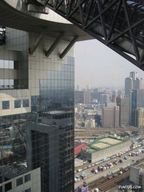 Worlds Highest 'Open Air' Escalator