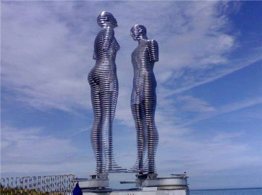 Metal Sculptures Of Love