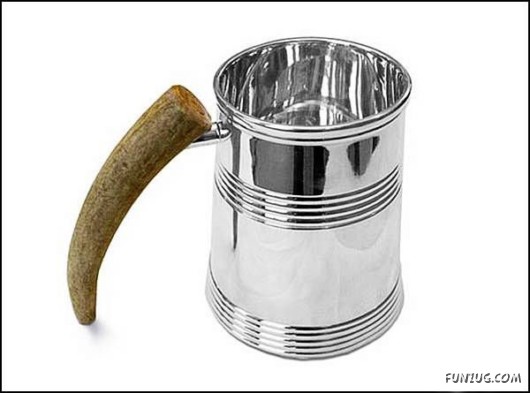 Serve Coffee in Artistic Coffee Mugs