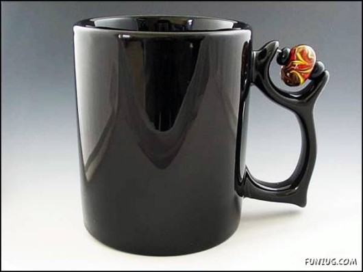 Serve Coffee in Artistic Coffee Mugs