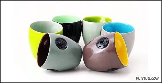 Serve Coffee in Artistic Coffee Mugs