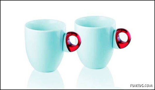 Serve Coffee in Artistic Coffee Mugs