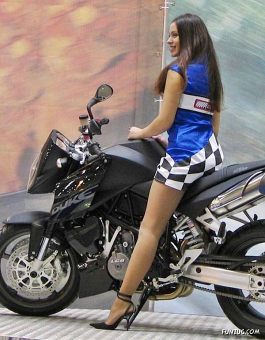 Coolest Bikes & Prettiest Babes