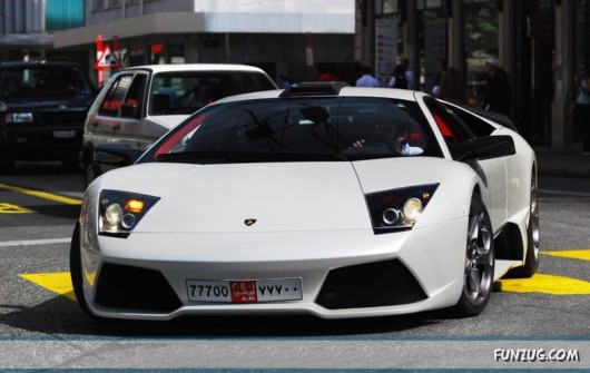 Gulf Arabs Status Symbols in Europe