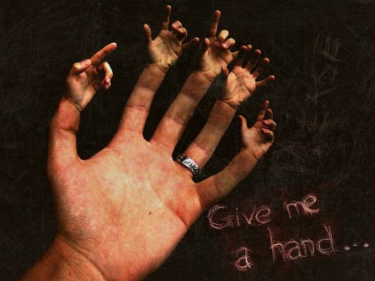 Amazingly Photoshopped Hands And Fingers