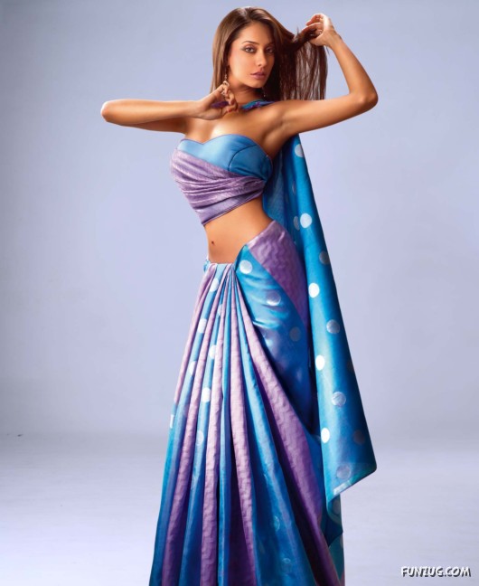 Superb Designer Sarees for Women
