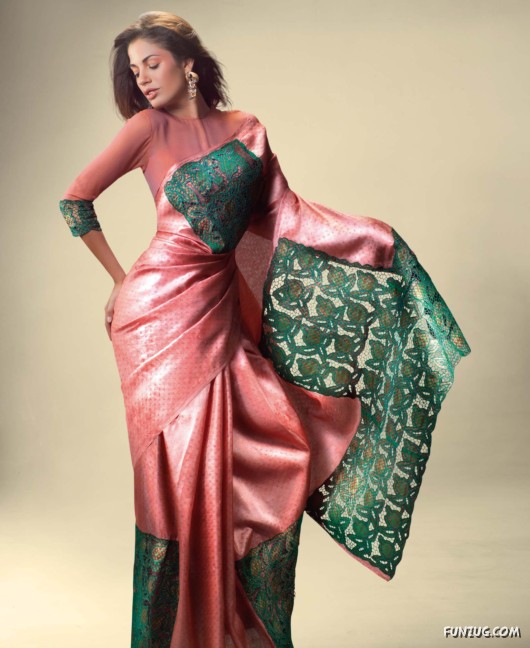 Superb Designer Sarees for Women