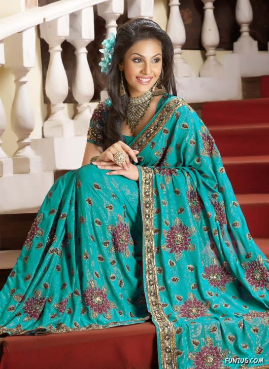 Superb Designer Sarees for Women