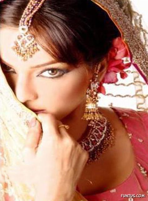 Indian Brides with Eastern Makeup