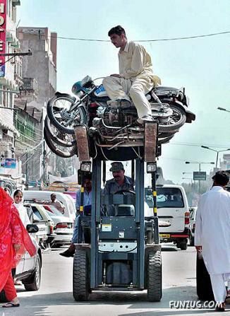 It Happens Only in Pakistan