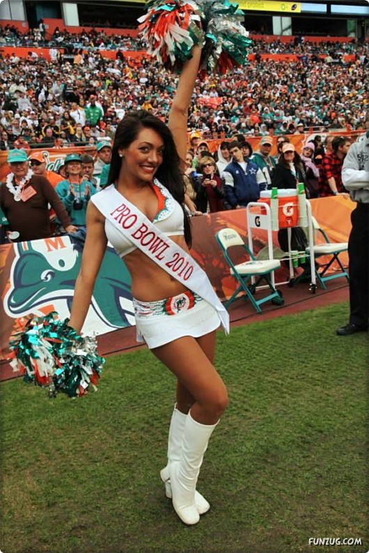 Most Beautiful Cheerleaders