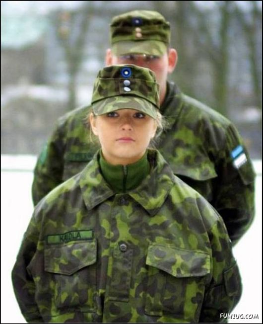 Beautiful Military Women Around the World
