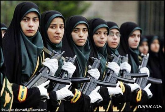 Beautiful Military Women Around the World