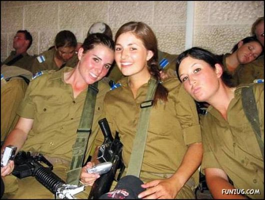 Beautiful Military Women Around the World