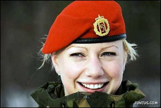 Beautiful Military Women Around the World