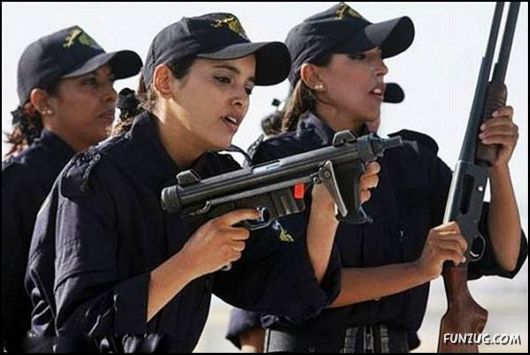 Beautiful Military Women Around the World