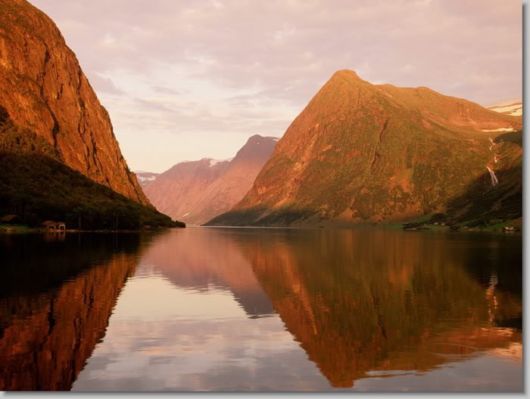 Awesome Reflection Lake Photos