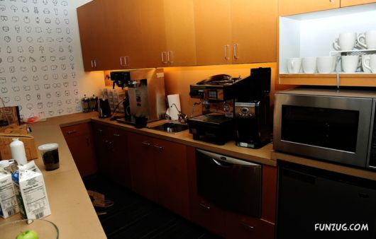 Amazingly Beautiful Twitter Office