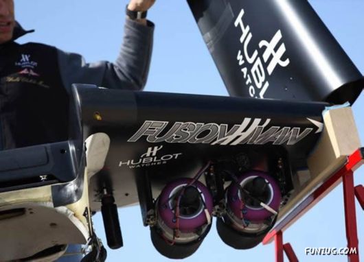 Human Flying Jet Machine