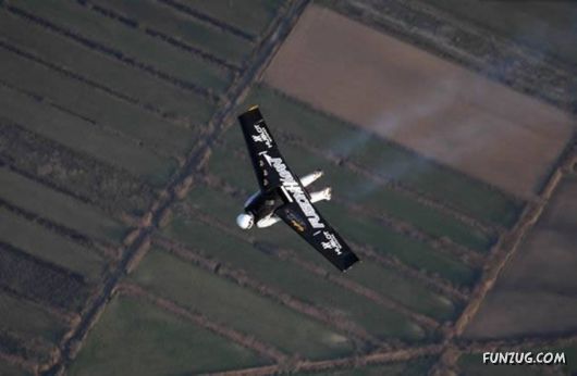 Human Flying Jet Machine