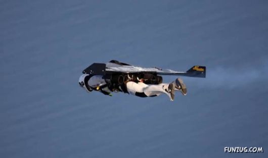 Human Flying Jet Machine