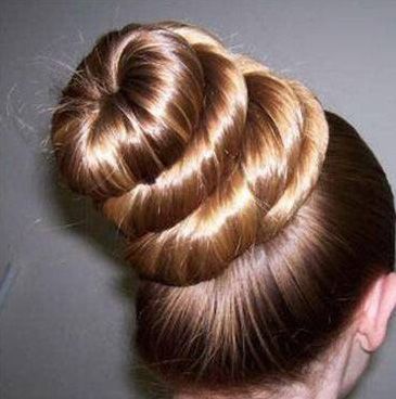 Longest Female Hair Record