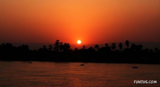 Click to Enlarge - Exciting Beauty of Sunsets