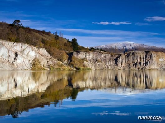 Click to Enlarge - Most Amazing Photoshopped Wallpapers