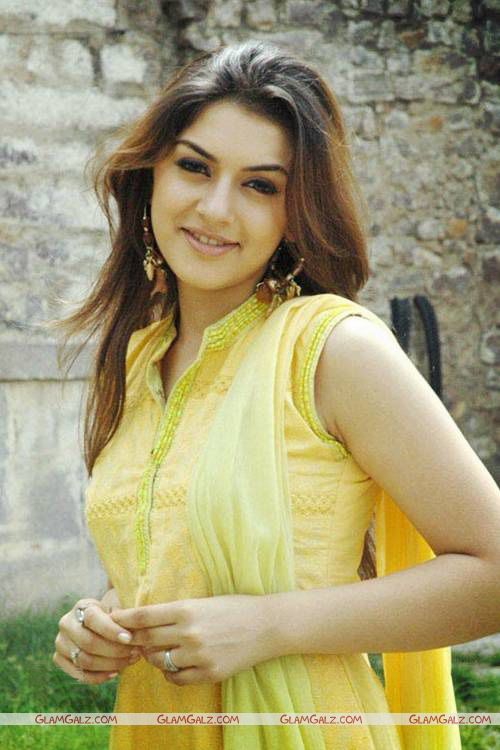 Hansika Makes the Right Moves