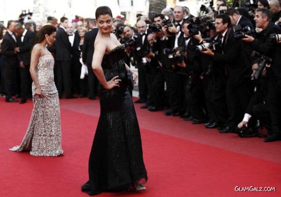 Aishwarya and Deepika at Cannes Film Festival