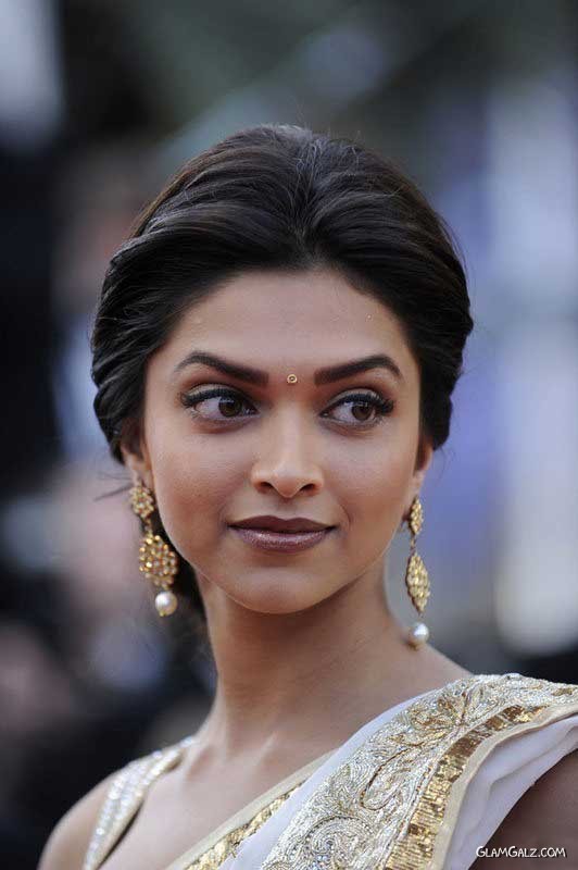 Aishwarya and Deepika at Cannes Film Festival