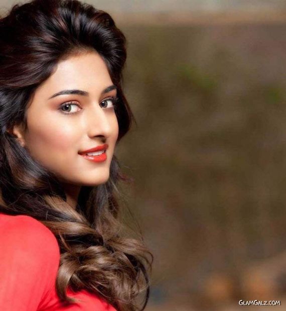 Beautiful Erica Fernandez Photoshoot