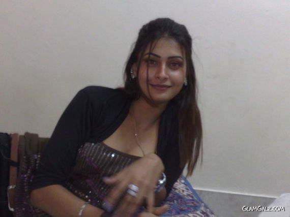 Beautiful Indian Babe Pavitra Punia