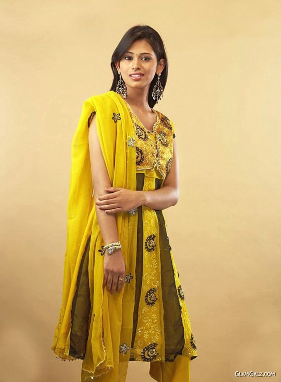 Hyderabadi Girl Varsha Reddy