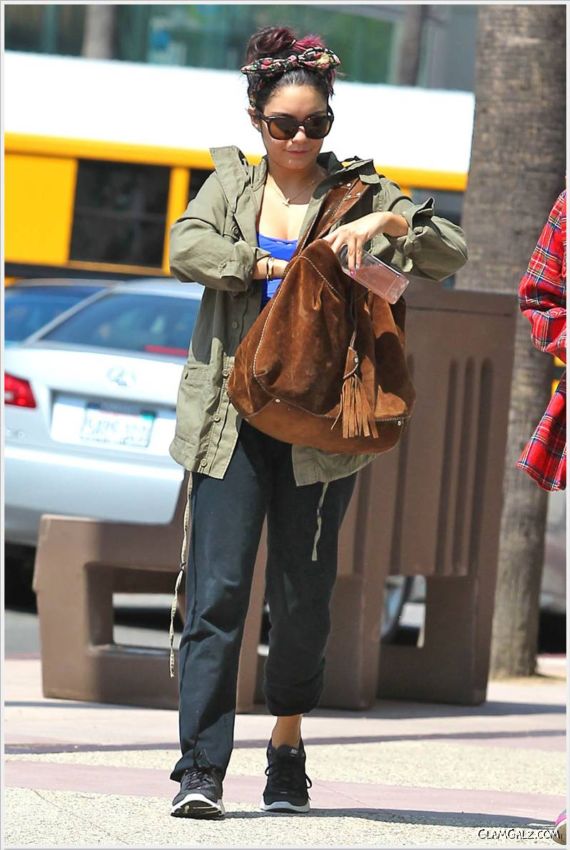 Cool Vanessa Hudgens In Blue Top