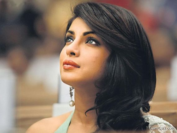 Click to Enlarge - Gorgeous Priyanka Chopra Wallpapers