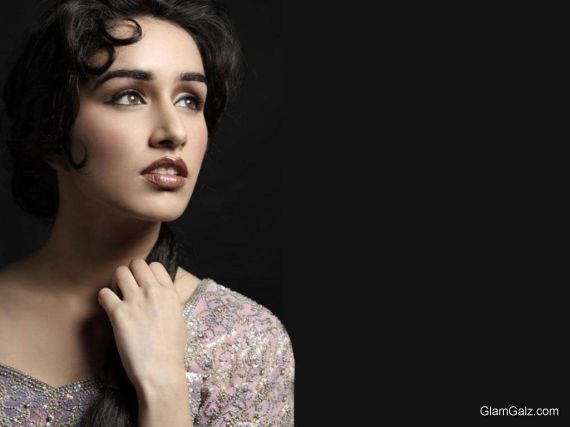 Click to Enlarge - Beautiful Shraddha Kapoor Wallpapers