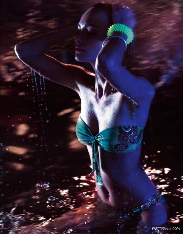 Sizzling Pania Rose Photoshoot