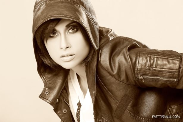 Indo Australian Model Aiysha Saagar